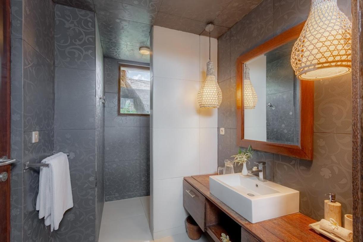 Bali Akasadua Villa Seminyak  Luaran gambar
